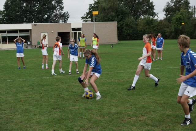 Korfbal C2  14 september-018.JPG